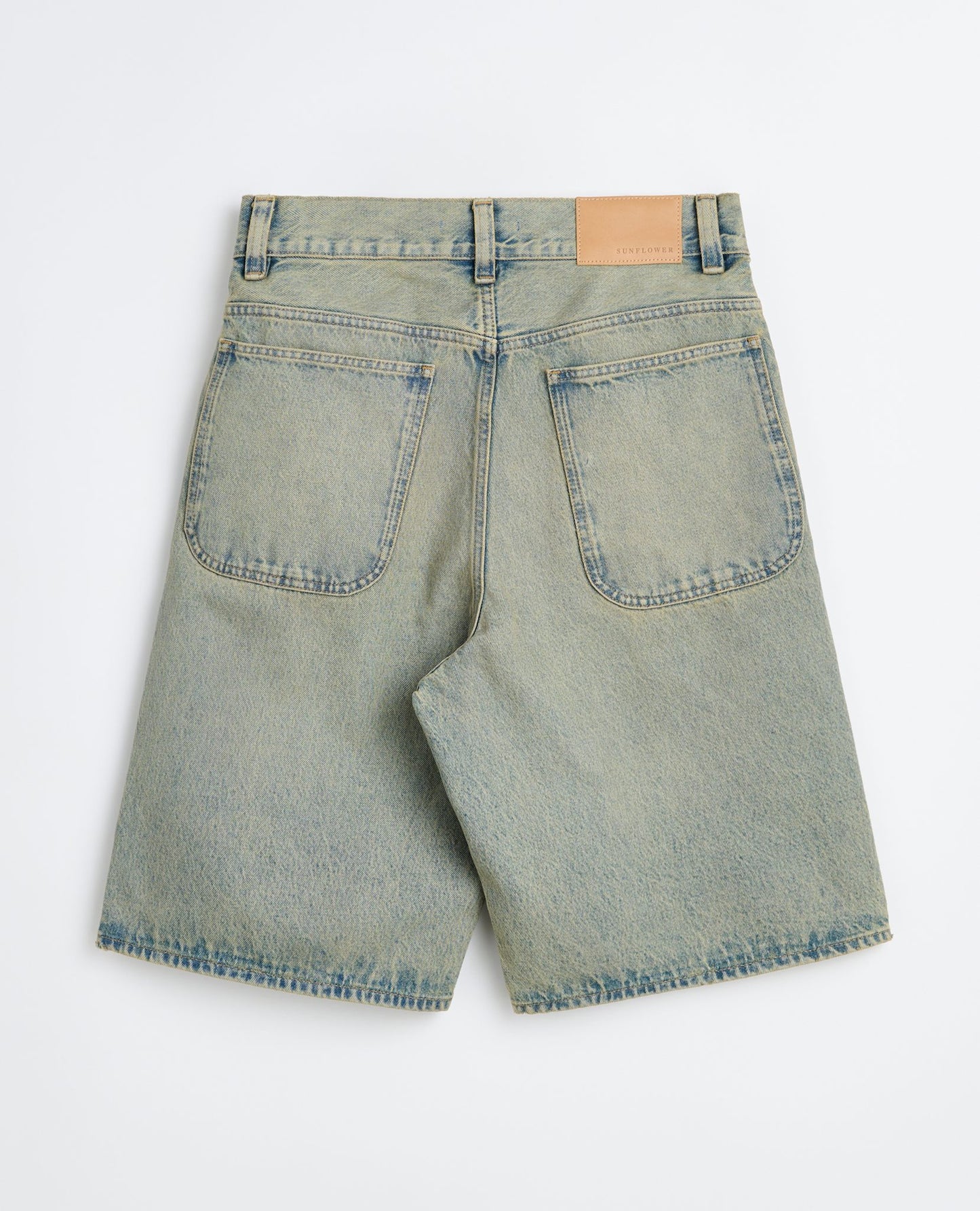 Super Wide Short