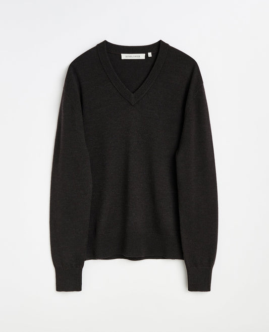 MOON MERINO V NECK