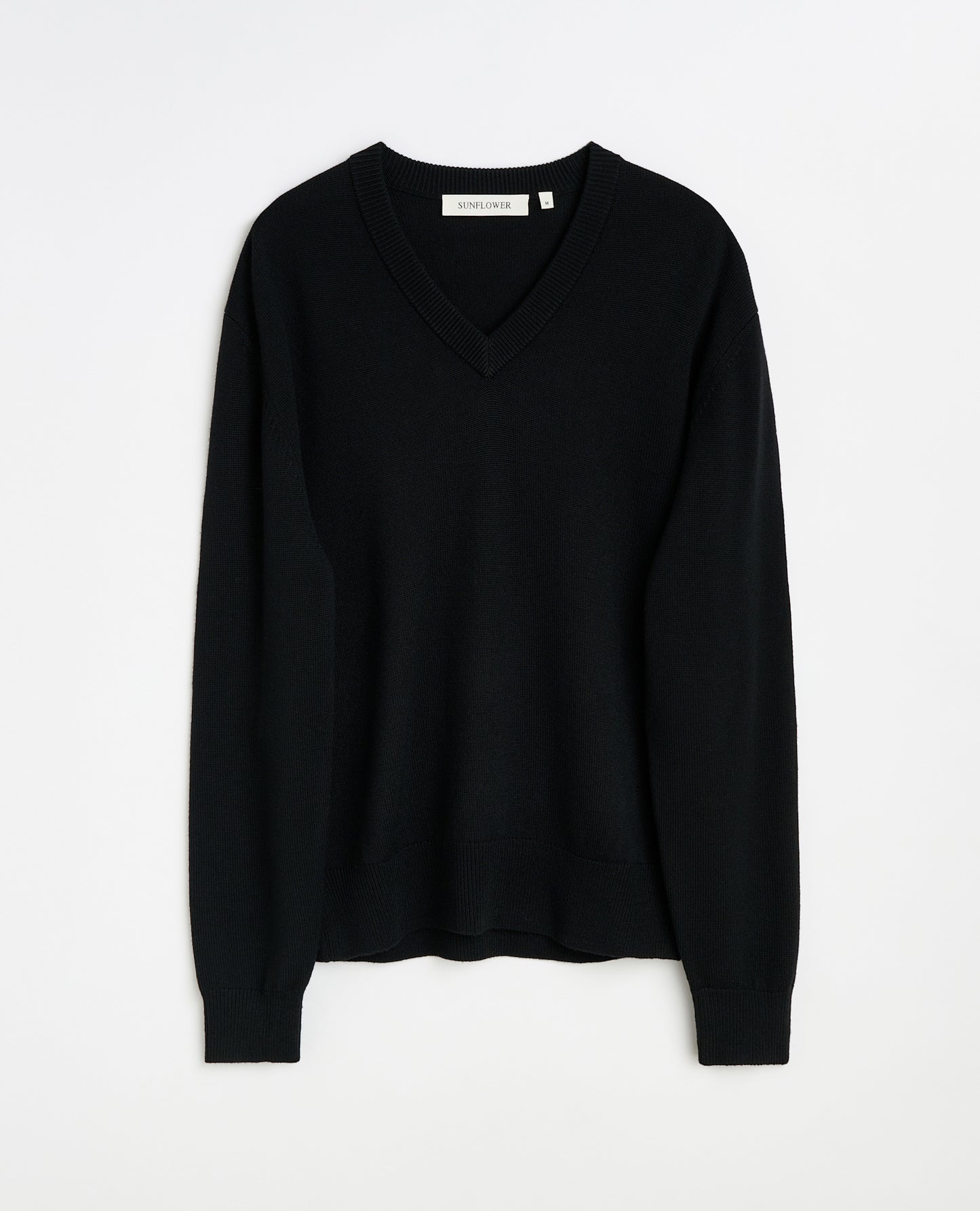 MOON MERINO V NECK