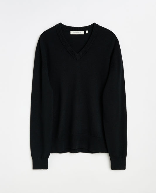 MOON MERINO V NECK